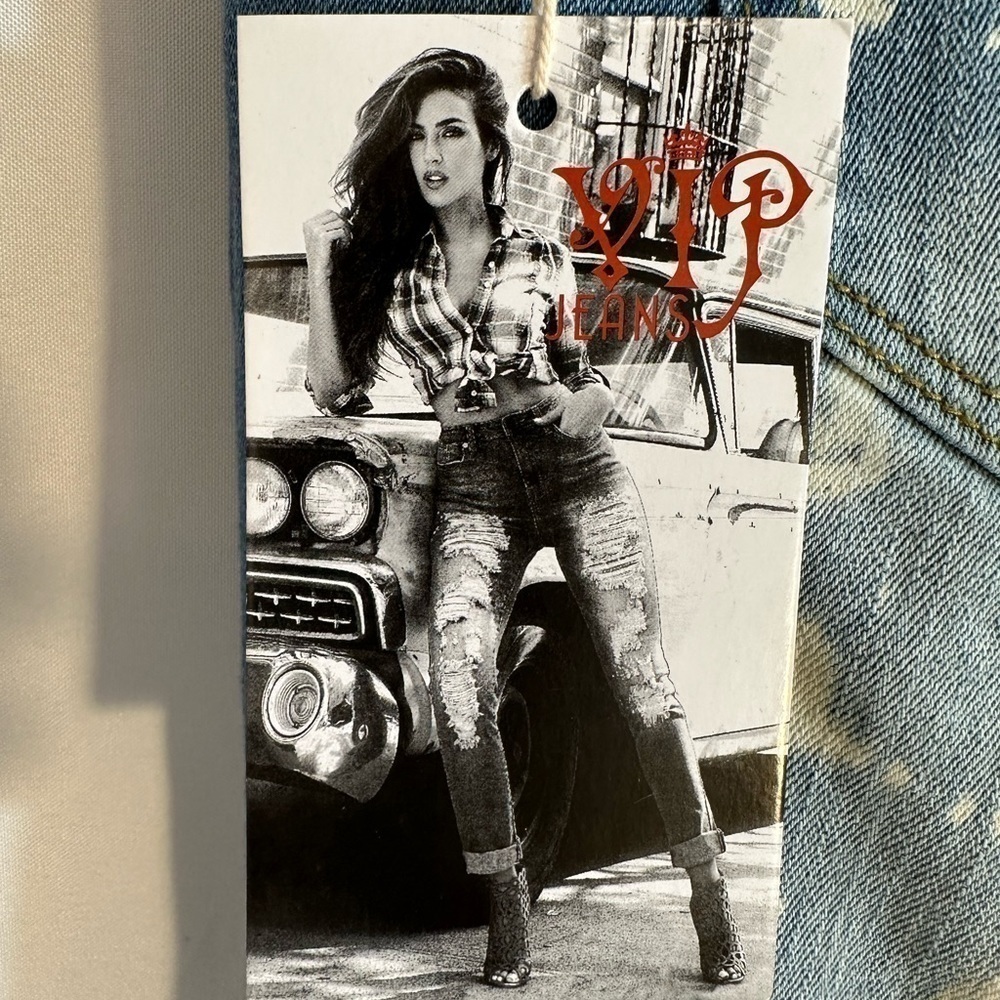 VIP Jeans Womens Blue Denim Distressed Ripped Jeans Size 9/10 Roll Up Hemline